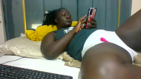 lindah32 online show from 12-02-24, 11:51