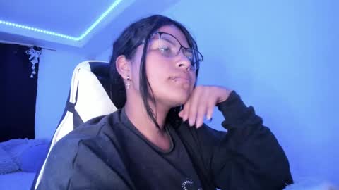  Lady  online show from 12-09-24, 02:45