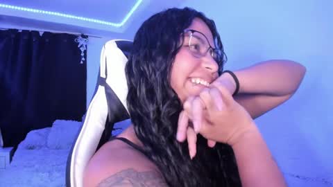  Lady  online show from 12-10-24, 05:50