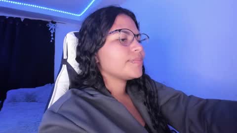  Lady  online show from 12-11-24, 08:04
