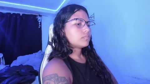  Lady  online show from 12-12-24, 03:10