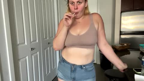 ladycooks23 online show from 10-01-25, 07:09
