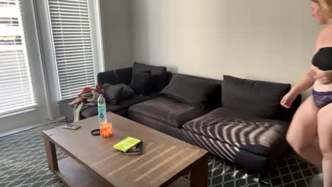 ladycooks23 online show from 10-05-25, 02:37