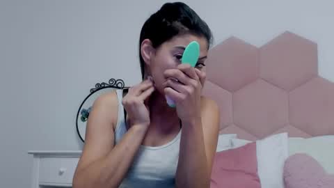 Lia online show from 01-17-25, 05:00