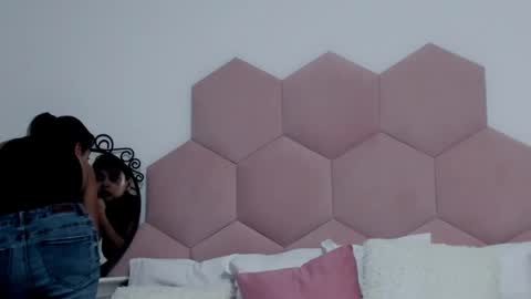 Lia online show from 01-27-25, 05:14