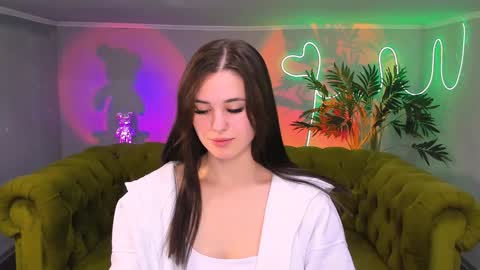 Amelia online show from 02-04-25, 07:22