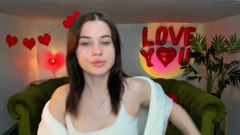 Amelia online show from 03-09-25, 07:37