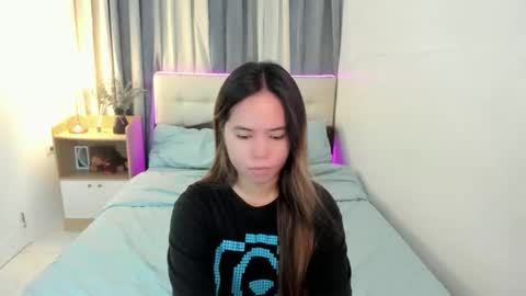 Snapshot of ladyrubelyn chatting on 09-17-25, 05:53 Ruby online show from 09-17-25, 05:53