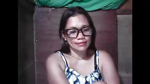 Snapshot of ladysweet4u69 chatting on 03-27-26, 07:24 ladysweet4u69 online show from 03-27-26, 07:24