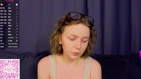 Lilia online show from 09-14-25, 04:39