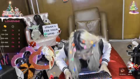 Skinnygirl online show from 12-29-24, 10:14