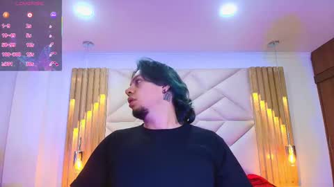 laia_and_damian online show from 10-15-25, 07:36