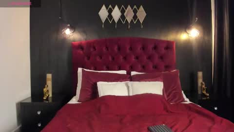 Laia  online show from 11-02-25, 11:56