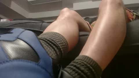 Snapshot of laidback_and_chill chatting on 11-06-25, 04:13 Rick online show from 11-06-25, 04:13