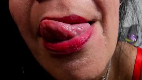 Lailacastillo online show from 12-05-24, 10:44