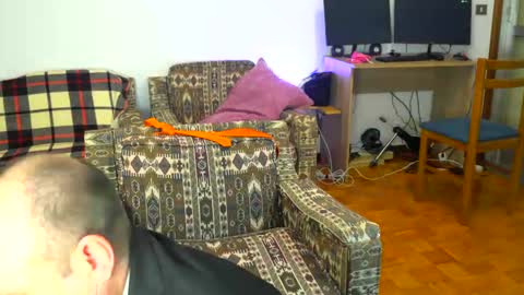 Snapshot of lajose52 chatting on 01-19-25, 01:55 lajose52 online show from 01-19-25, 01:55