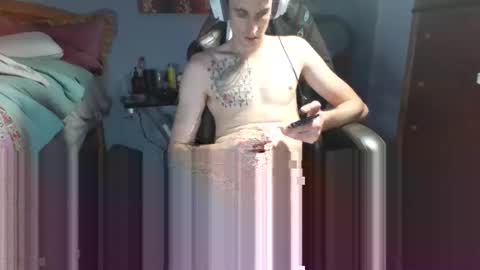 Snapshot of lakat133 chatting on 12-03-25, 12:40 lakat133 online show from 12-03-25, 12:40