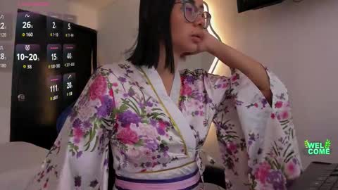 lakshmi_rai online show from 12-21-25, 04:47