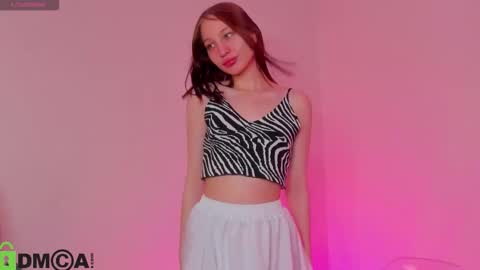 Snapshot of lallycute chatting on 11-15-25, 11:18 Lali online show from 11-15-25, 11:18