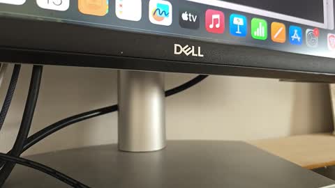 Luna online show from 01-15-26, 12:32