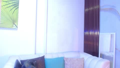 Laura online show from 10-09-25, 12:25