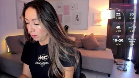laly_dolce online show from 09-10-25, 07:58