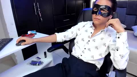 Bella  Dante online show from 10-09-25, 08:40