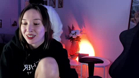 just call me Lana  and her security online show from 12-07-24, 02:35