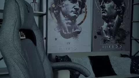 just call me Lana  and her security online show from 10-11-25, 11:42