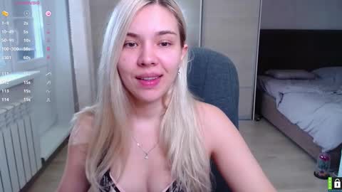 Lana online show from 09-14-25, 05:39