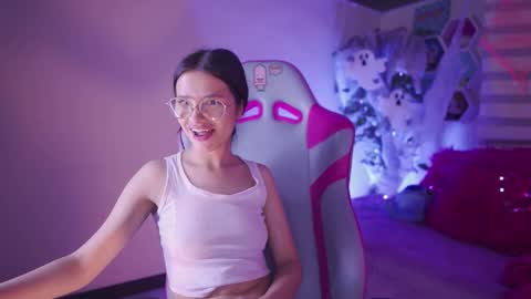 Lana online show from 10-21-25, 01:17