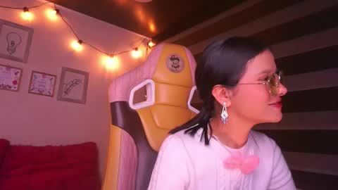 Lana online show from 11-26-25, 01:39