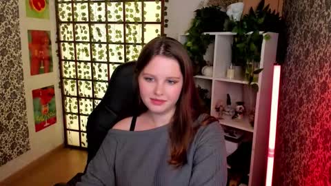 Lana online show from 10-19-25, 08:26