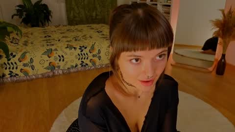 Snapshot of lana_sky chatting on 01-15-25, 06:51 Lana online show from 01-15-25, 06:51