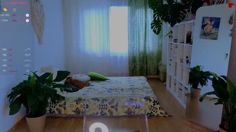 Snapshot of lana_sky chatting on 10-15-25, 01:11 Lana online show from 10-15-25, 01:11