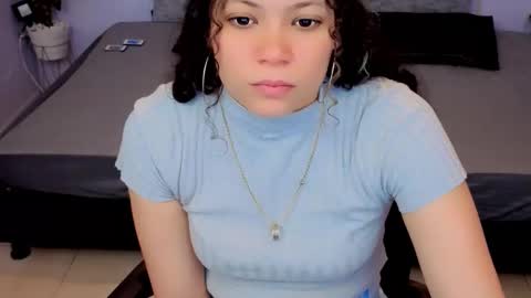           online show from 10-12-25, 03:27