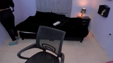           online show from 10-13-25, 04:34