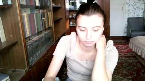 Snapshot of lanabeils chatting on 11-05-25, 08:03 Lana online show from 11-05-25, 08:03