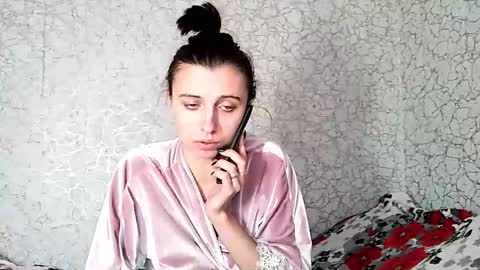 Snapshot of lanabeils chatting on 12-19-25, 08:43 Lana online show from 12-19-25, 08:43