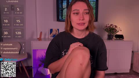 Lana online show from 01-17-25, 01:04