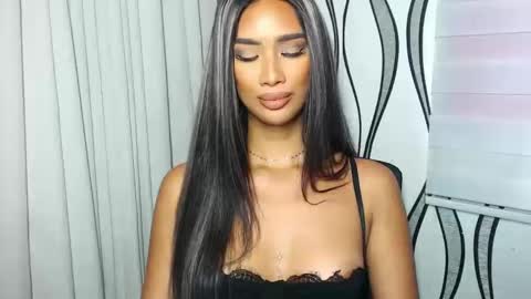 Lana online show from 01-02-25, 01:27