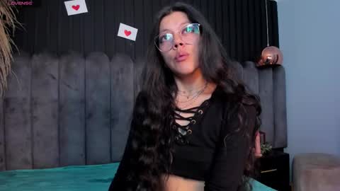 Snapshot of lanadelrey_1 chatting on 02-16-26, 12:23 Lana online show from 02-16-26, 12:23