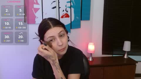 Alana Garcia  online show from 10-21-25, 11:33