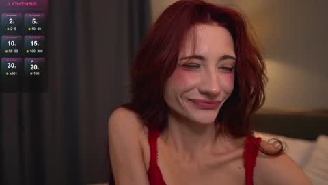 Snapshot of lanais_milana chatting on 01-12-25, 06:05 Lauretta online show from 01-12-25, 06:05