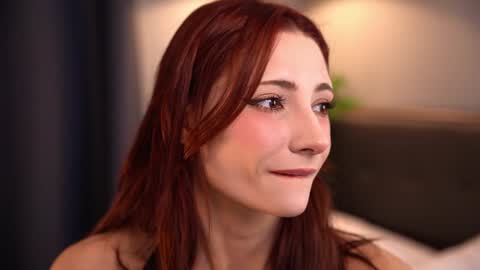 Snapshot of lanais_milana chatting on 01-24-25, 04:28 Lauretta online show from 01-24-25, 04:28