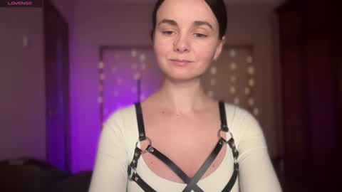 Lana online show from 10-15-25, 08:20