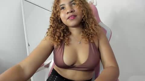 Snapshot of lanarouse1 chatting on 01-25-25, 12:38 Lana  online show from 01-25-25, 12:38