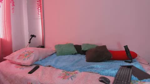 Snapshot of lanastone86 chatting on 11-13-25, 01:10 lanastone86 online show from 11-13-25, 01:10