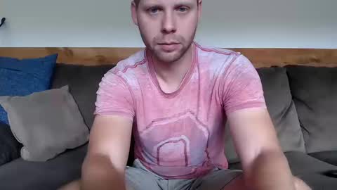 Snapshot of lancehardin chatting on 10-14-25, 03:13 Lance online show from 10-14-25, 03:13