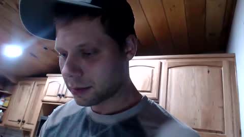 Snapshot of lancehardin chatting on 11-24-25, 12:32 Lance online show from 11-24-25, 12:32